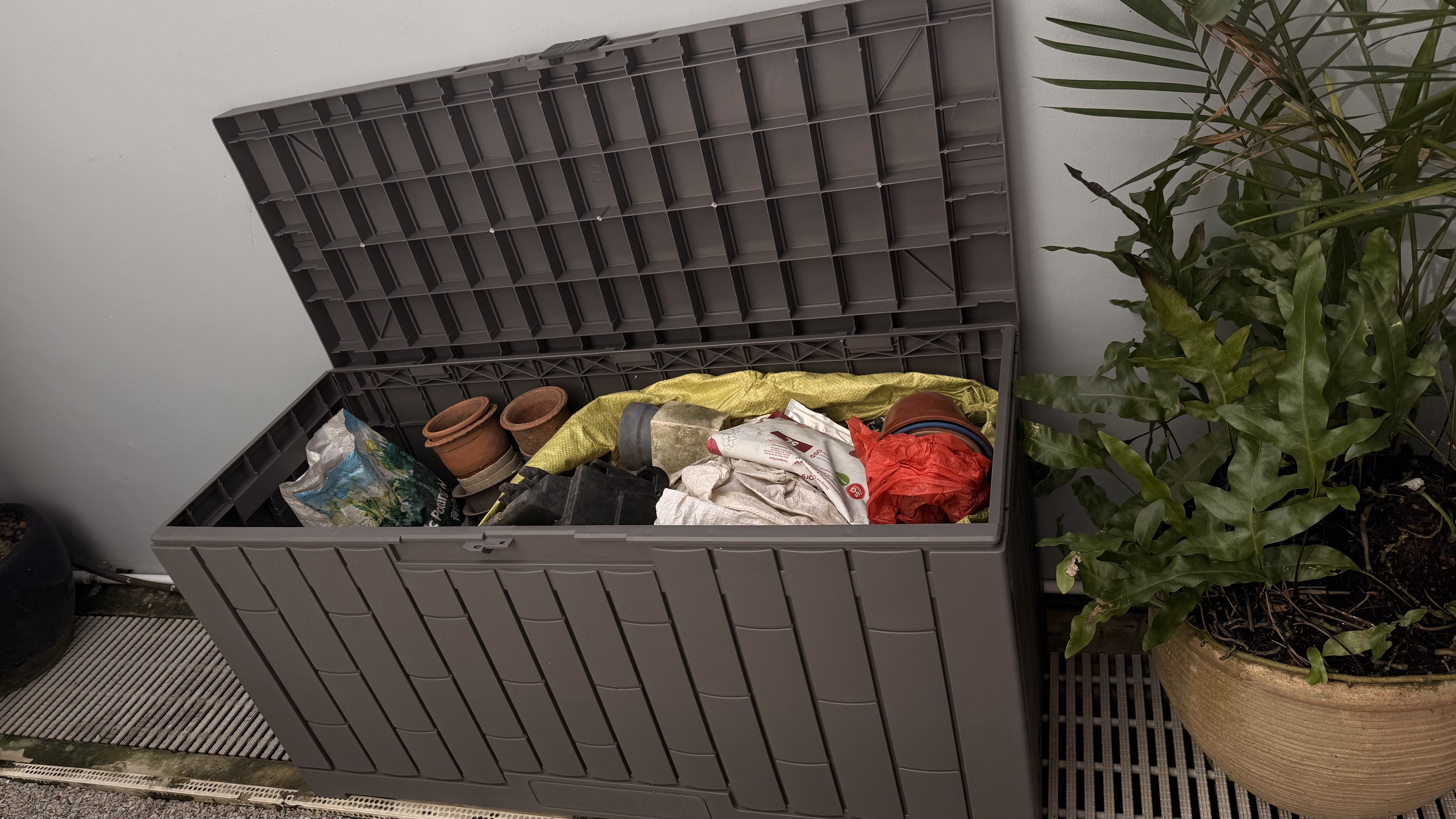 Gardening Tools Organiser - Outdoor Waterproof Dustproof Storage Box Patio